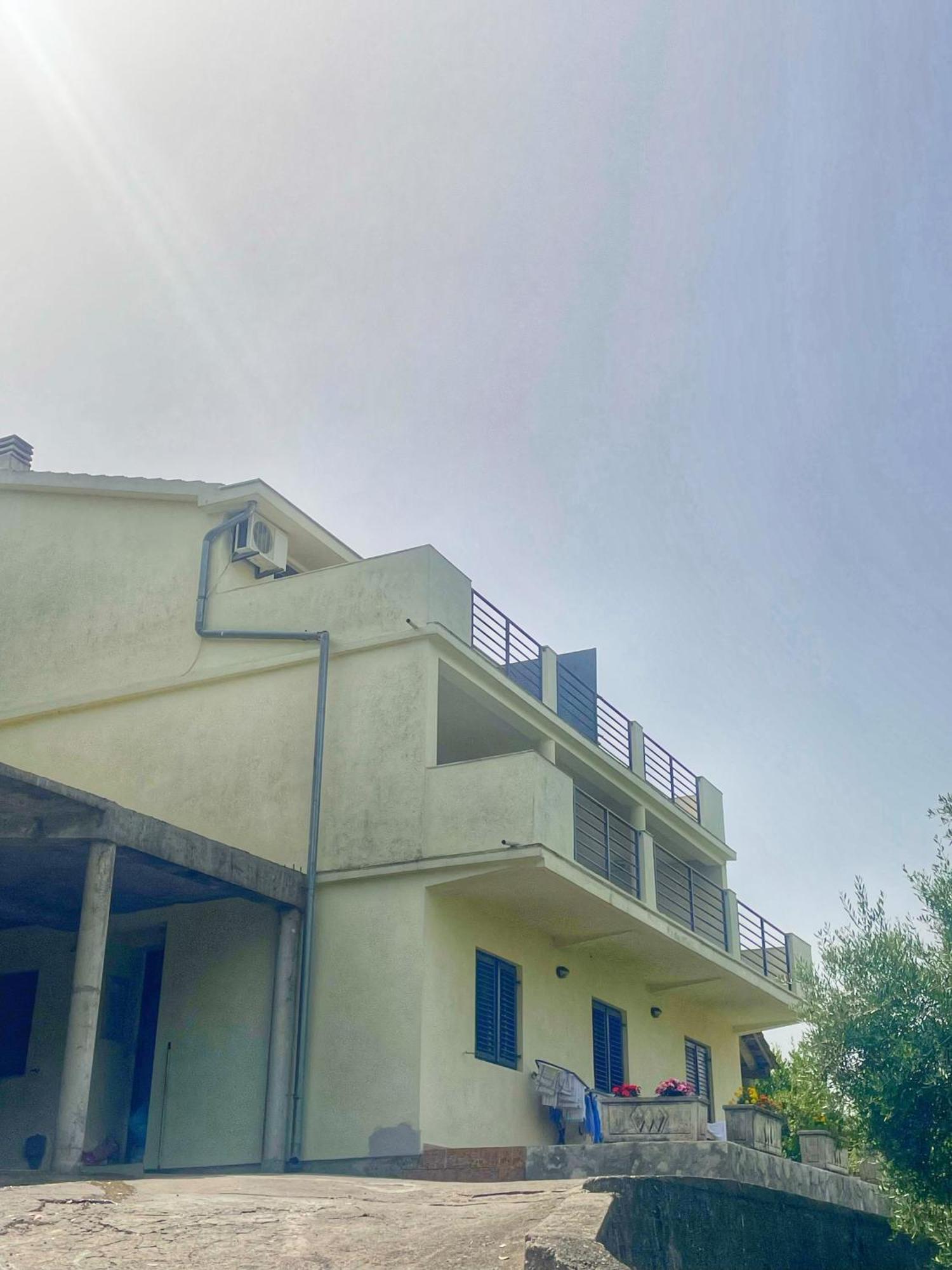 Apartments Krivokapic Prcanj With Bay View Kotor Zewnętrze zdjęcie