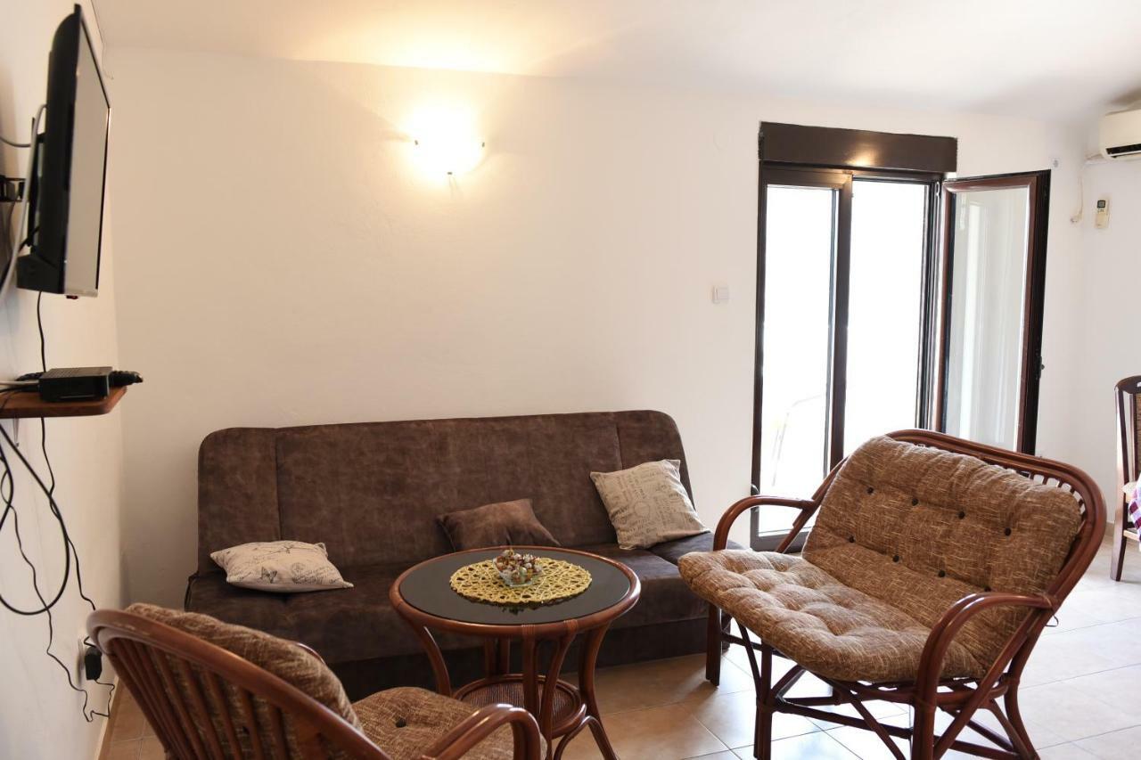 Apartments Krivokapic Prcanj With Bay View Kotor Zewnętrze zdjęcie